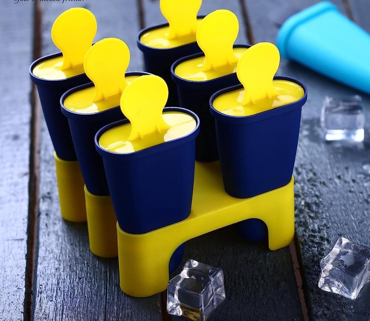 Plastic ice Pop Makers